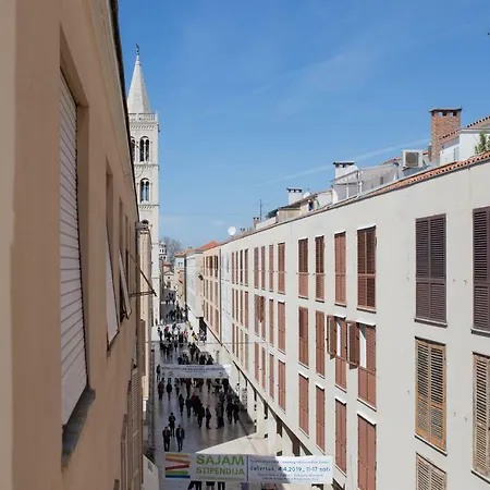 Main Street * Zára