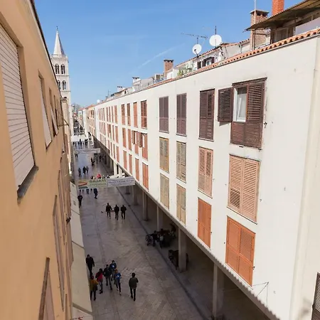 Apartment Main Street